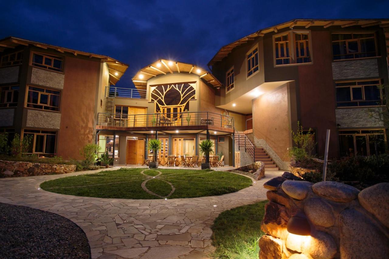 Fleur Lodge Каруас Экстерьер фото