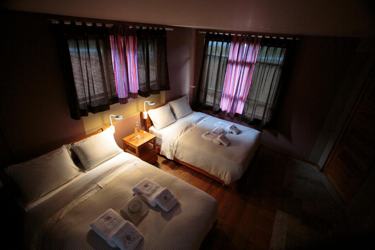 Fleur Lodge Каруас Экстерьер фото